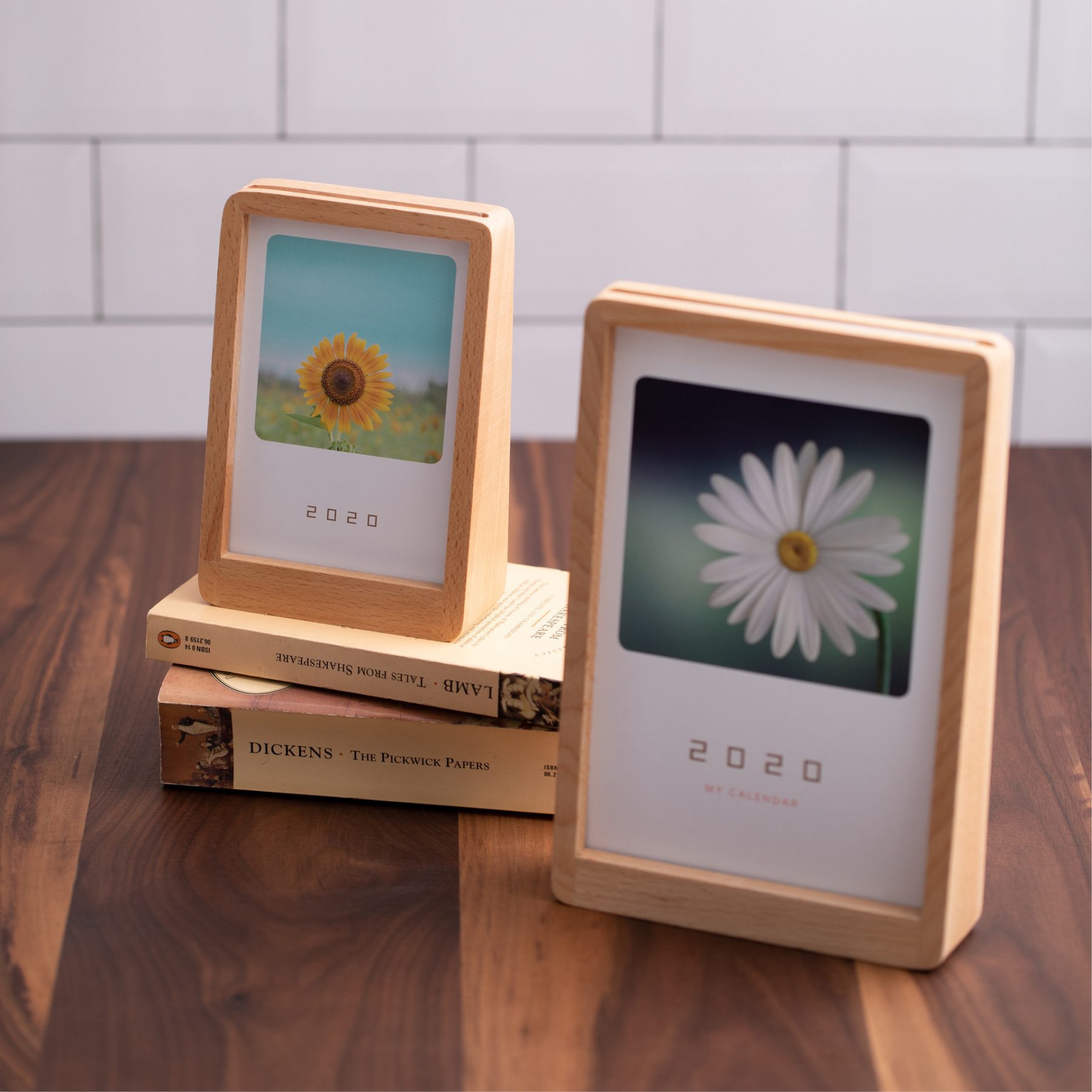 custom-picture-frames-manufacturers-custom-photo-frames-supplier